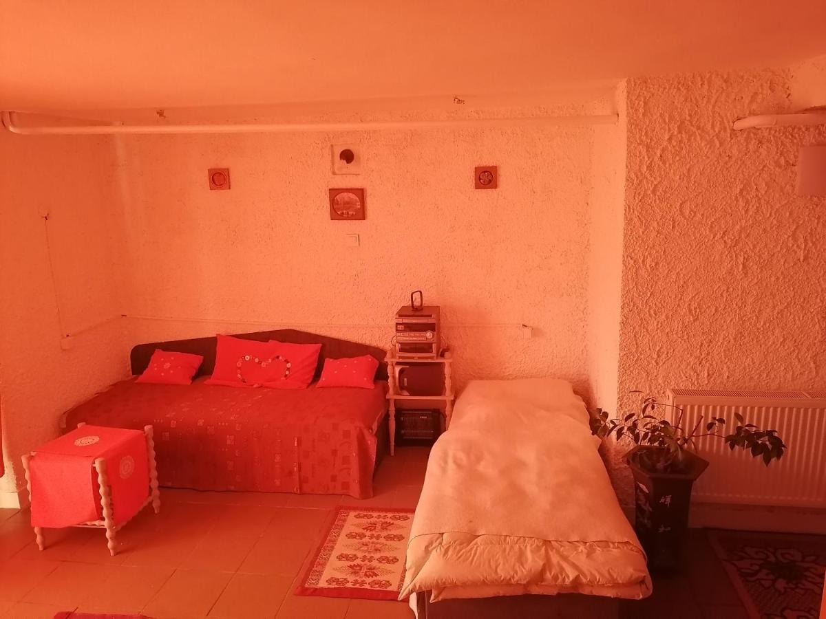 Chlaba Apartman Helemba Kültér fotó